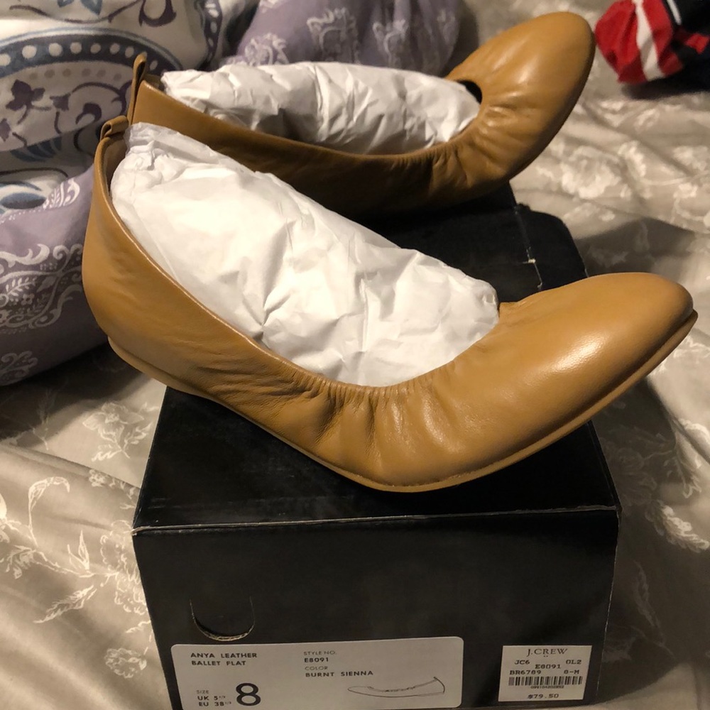 Never worn flats
